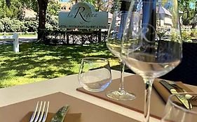 Le Regina Hotel Restaurant